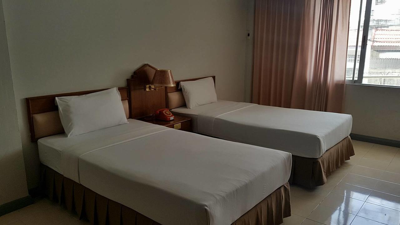 Pachara Hotel And Restaurant Suphanburi Zewnętrze zdjęcie